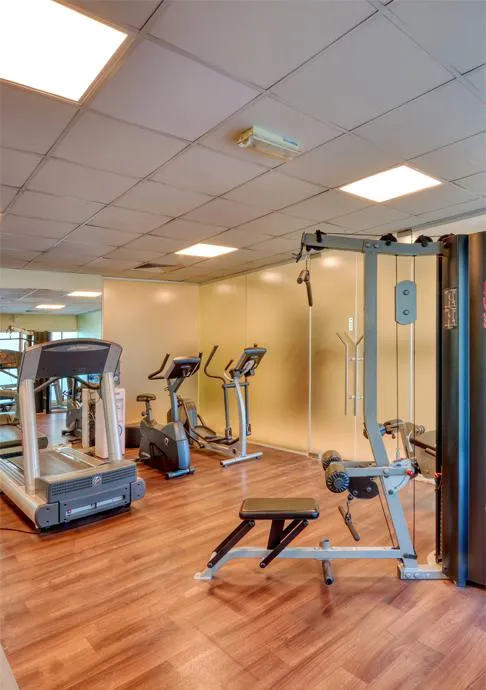 gym at pearl marina